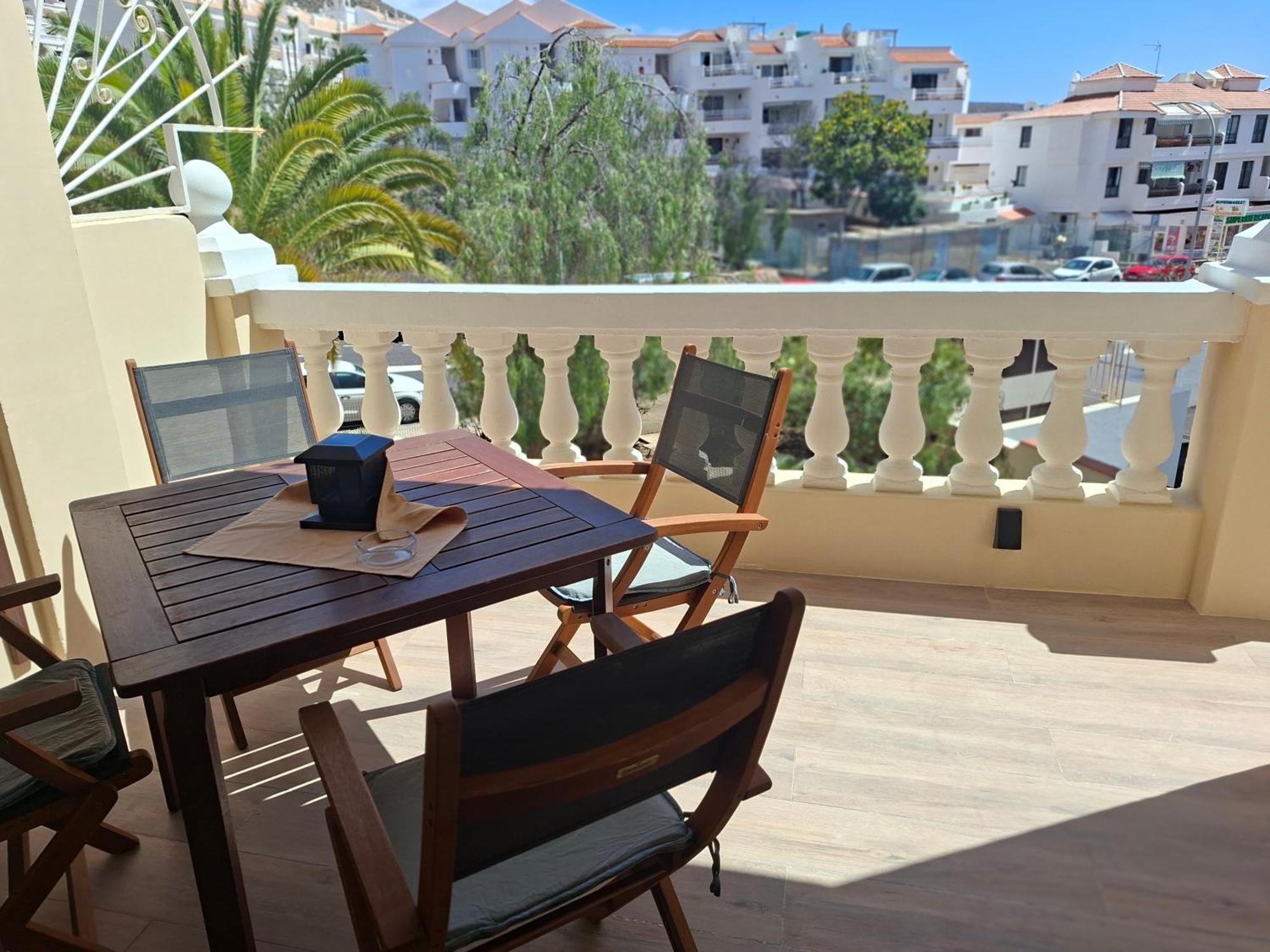 Nice 1 Bedroom Apartment Los Cristianos لوس كريستيانوس المظهر الخارجي الصورة